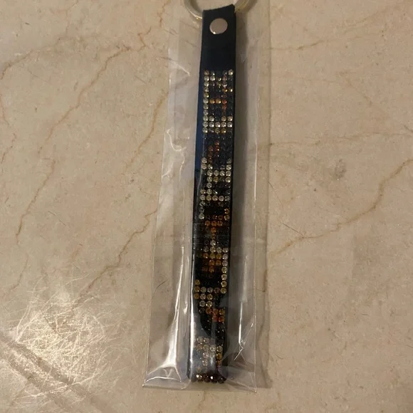 Beaded Keychain Accessory - Picture 2 of 6